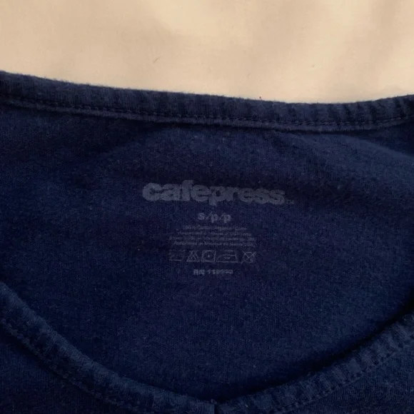 ✨[5/$20] “I Grow People. What’s your Superpower?”💥 Girlpower maternity tee🤰🏻 - Picture 5 of 7